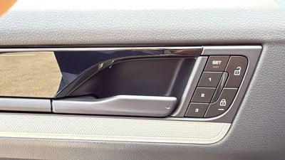 2024 Porsche Cayenne Base