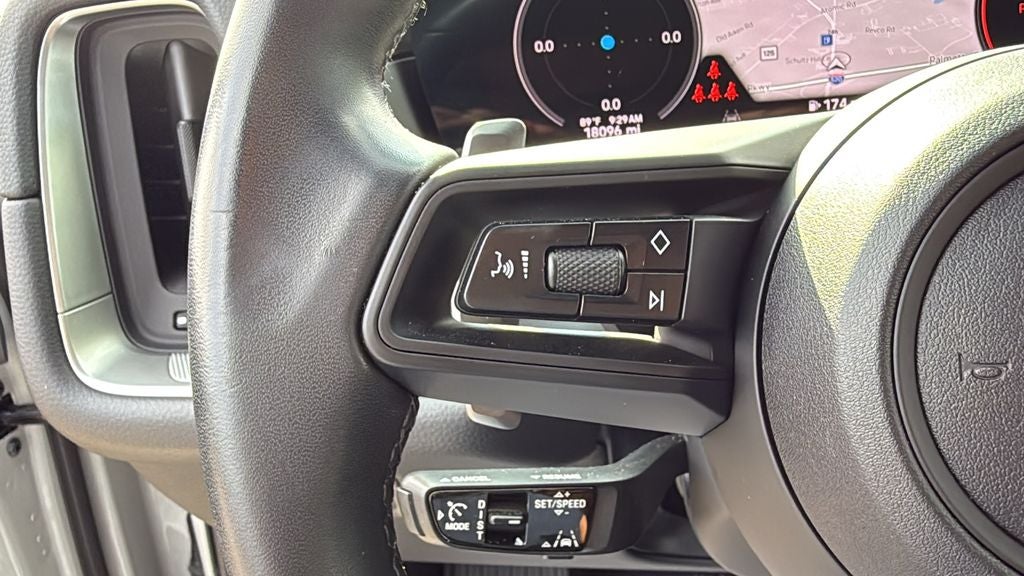 2024 Porsche Cayenne Base