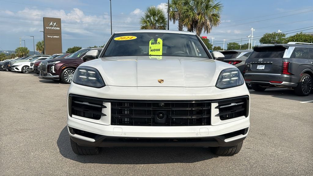 2024 Porsche Cayenne Base