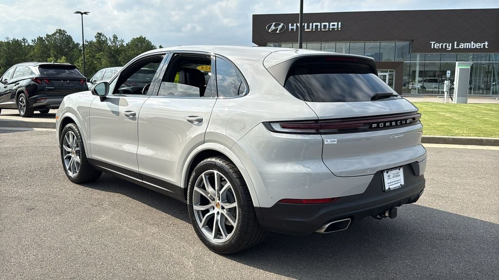 2024 Porsche Cayenne Base