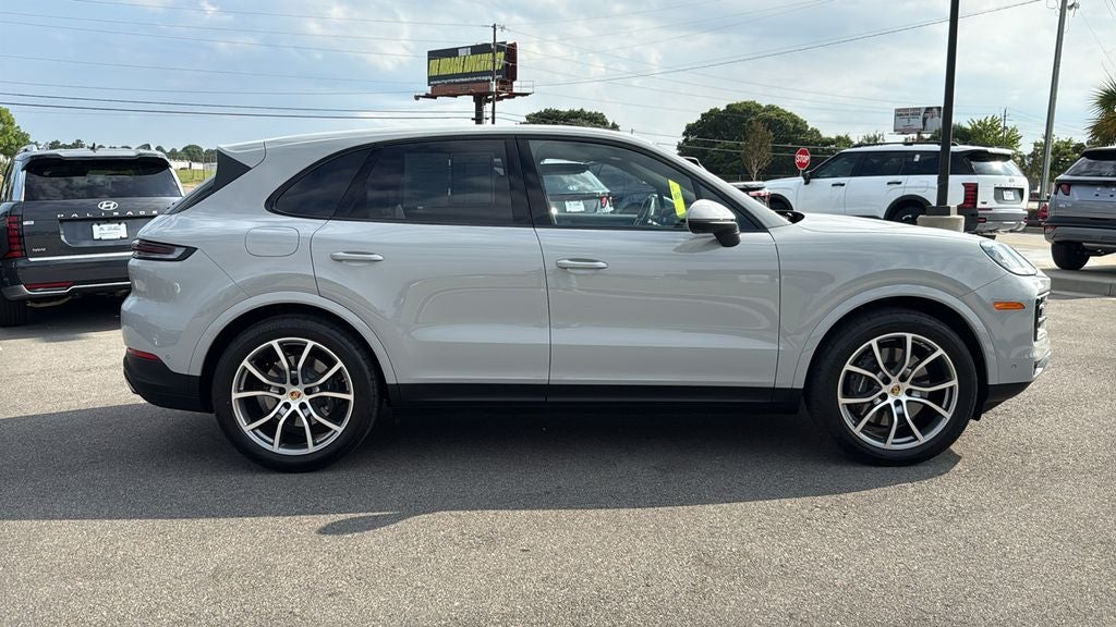 2024 Porsche Cayenne Base
